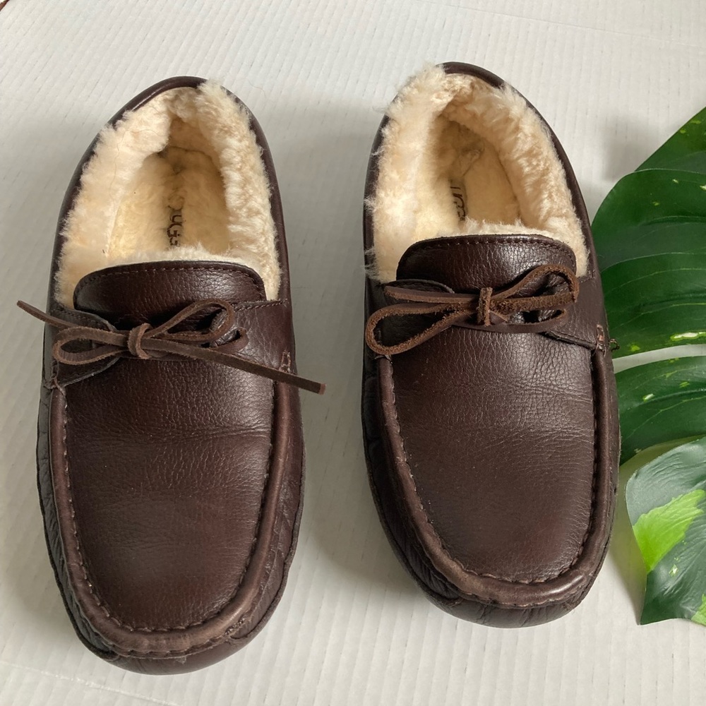 Mens ugg leather house shoes slippers mocs shearling lined size 10